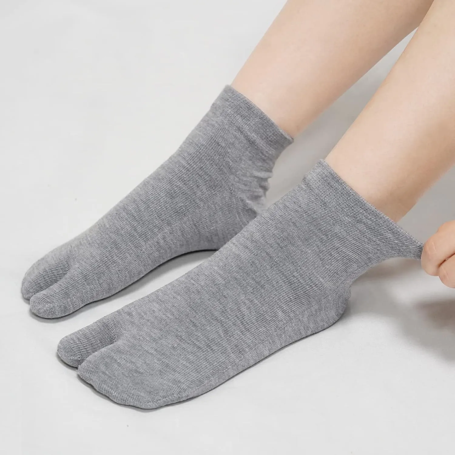 Artfasion Women Flip Flop Socks - Tabi Ankle Sock Colorful Two Toe Finger Running Socks for Womens Girls
