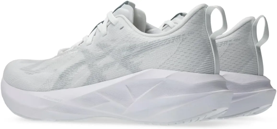 ASICS Women's Novablast 5 Sneaker