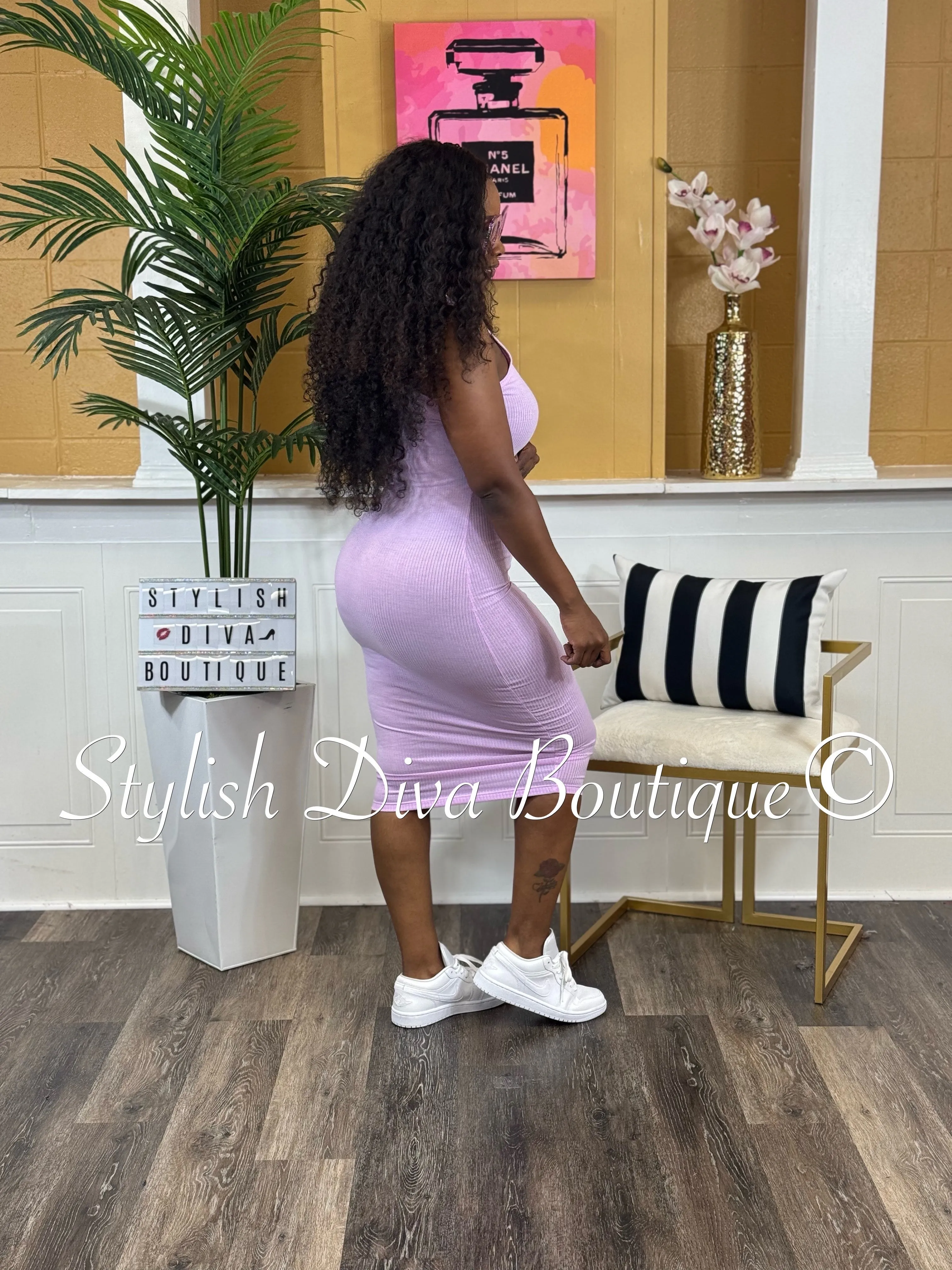 Avi Ribbed Midi Dress (Lilac)