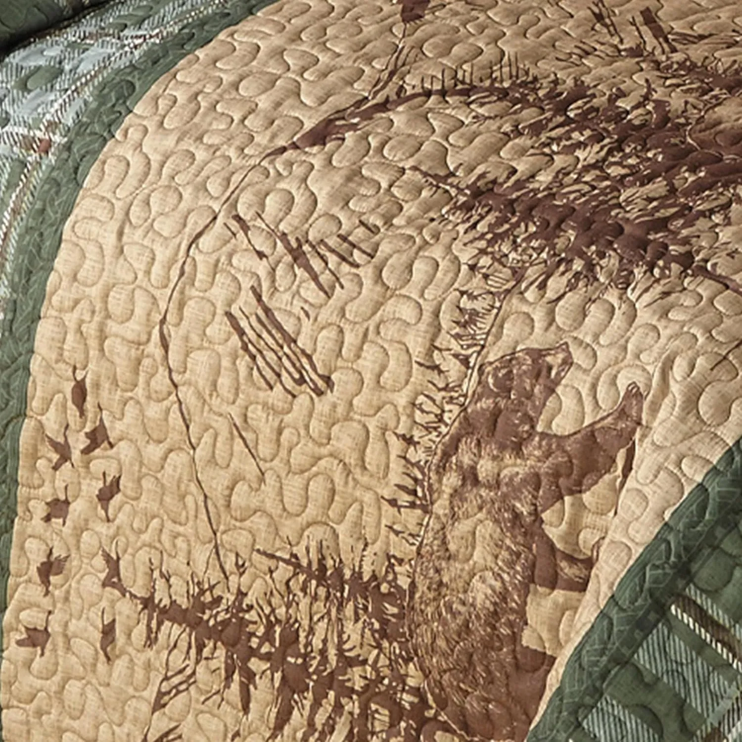 BLACK FOREST DECOR Woodland Sage Bear & Moose Wildlife Quilt Bed Set - Queen Size Lodge Bedroom Bedding with Mountain Wildlife Theme