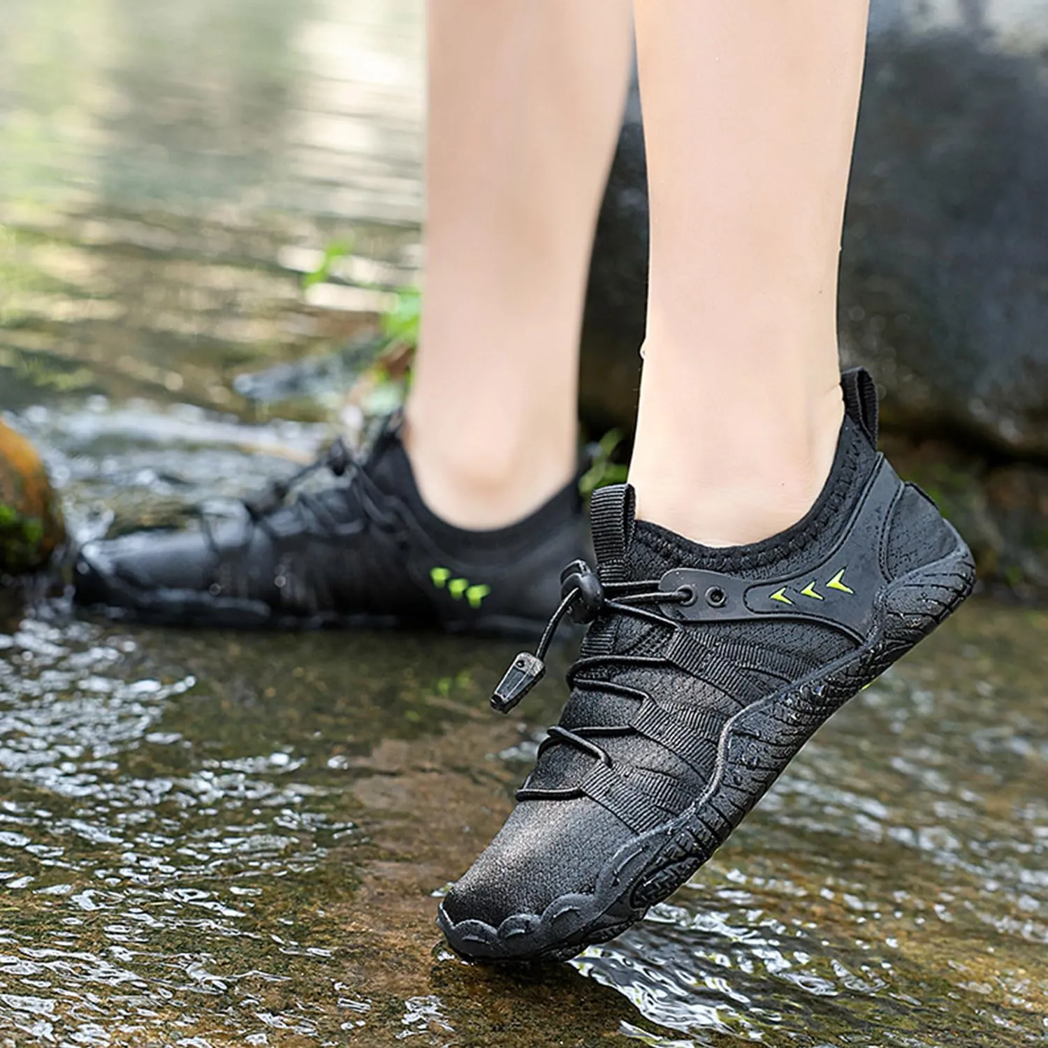Boys Girls Water Shoes Kids Lightweight Aqua Socks Barefoot Quick Dry Hiking Walking Sneakers Slip On Sandals for Beach Pool Swim (Little Kid/Big Kid)