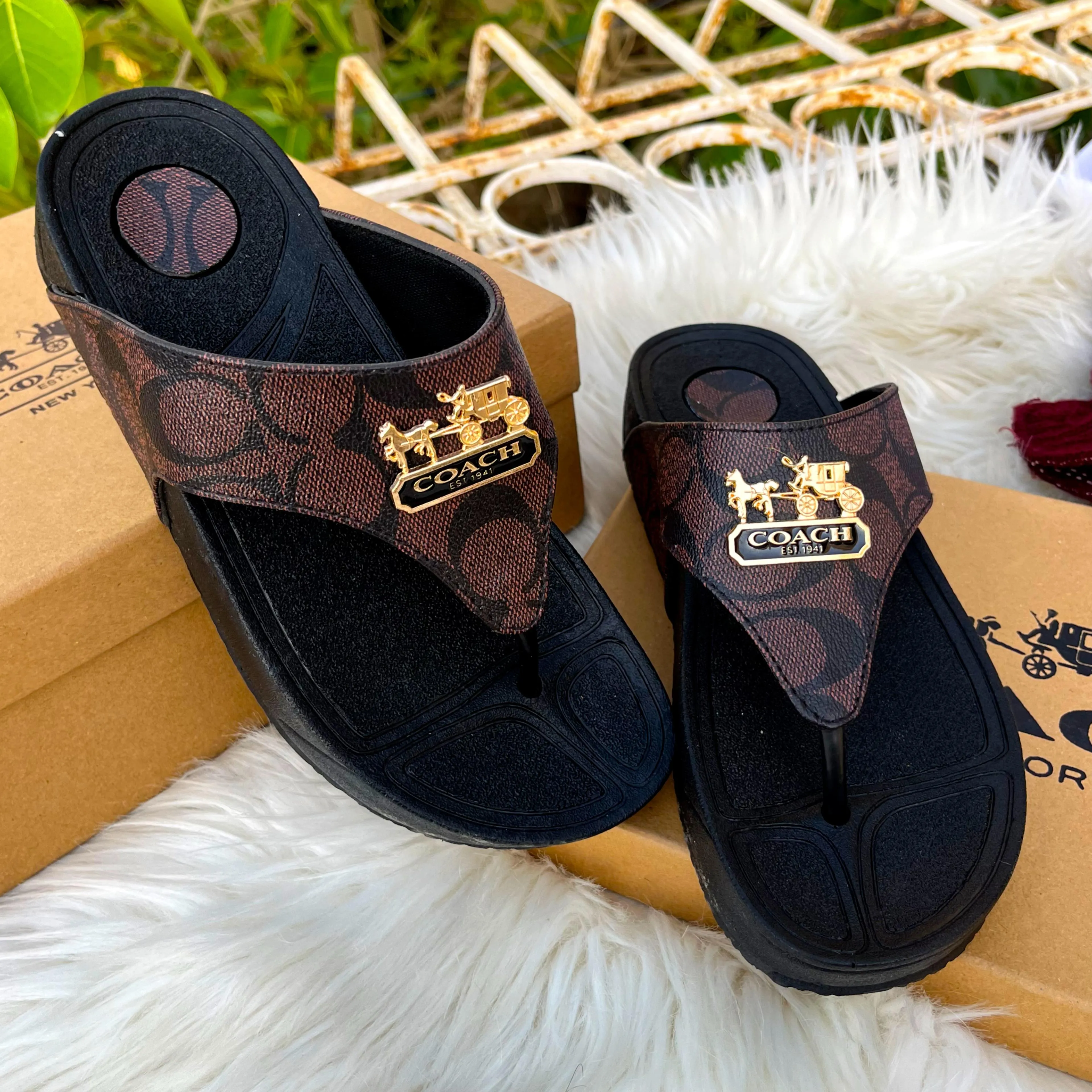 Coach Premium Flip-Flop