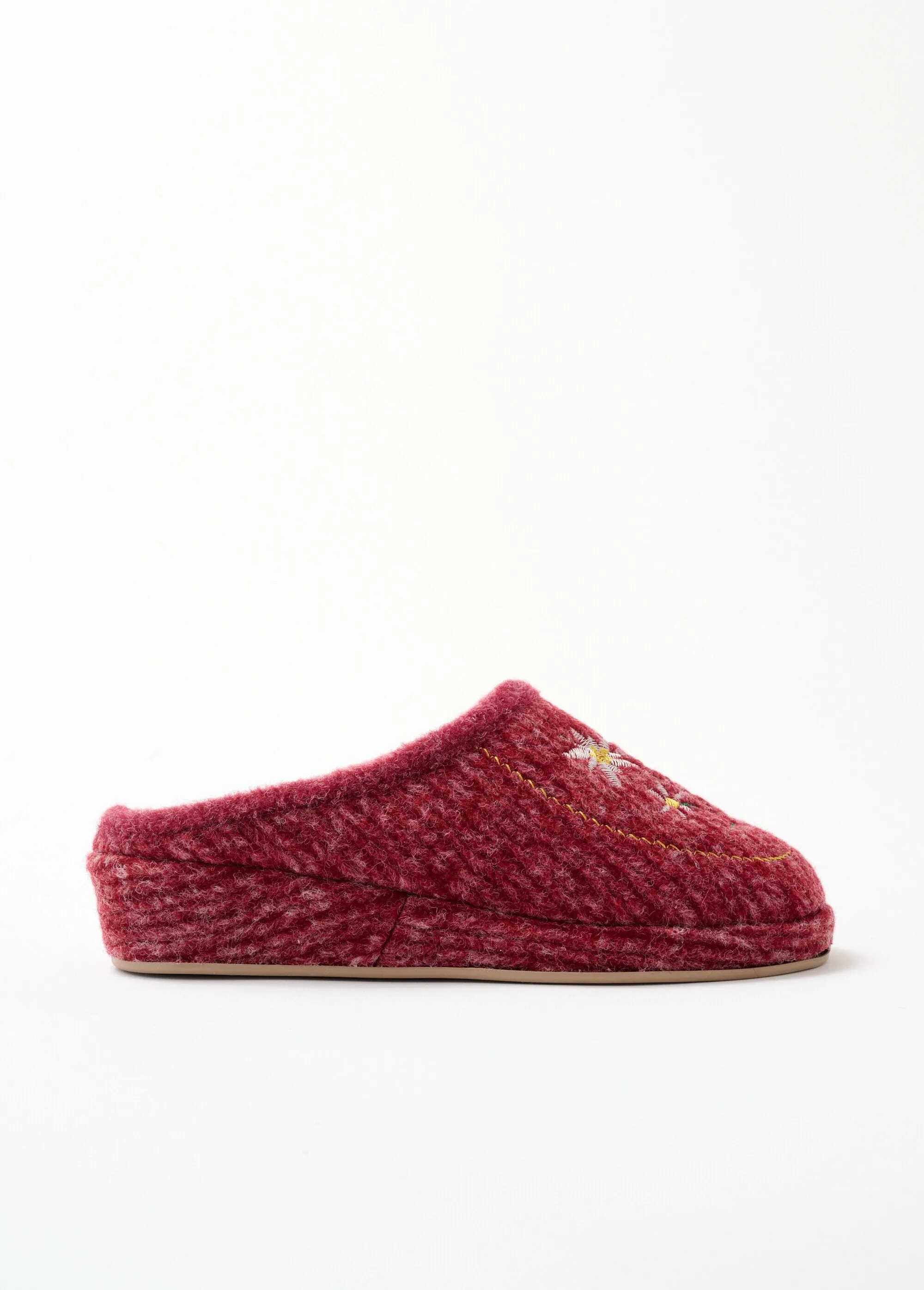 Comfort width embroidered mule slippers