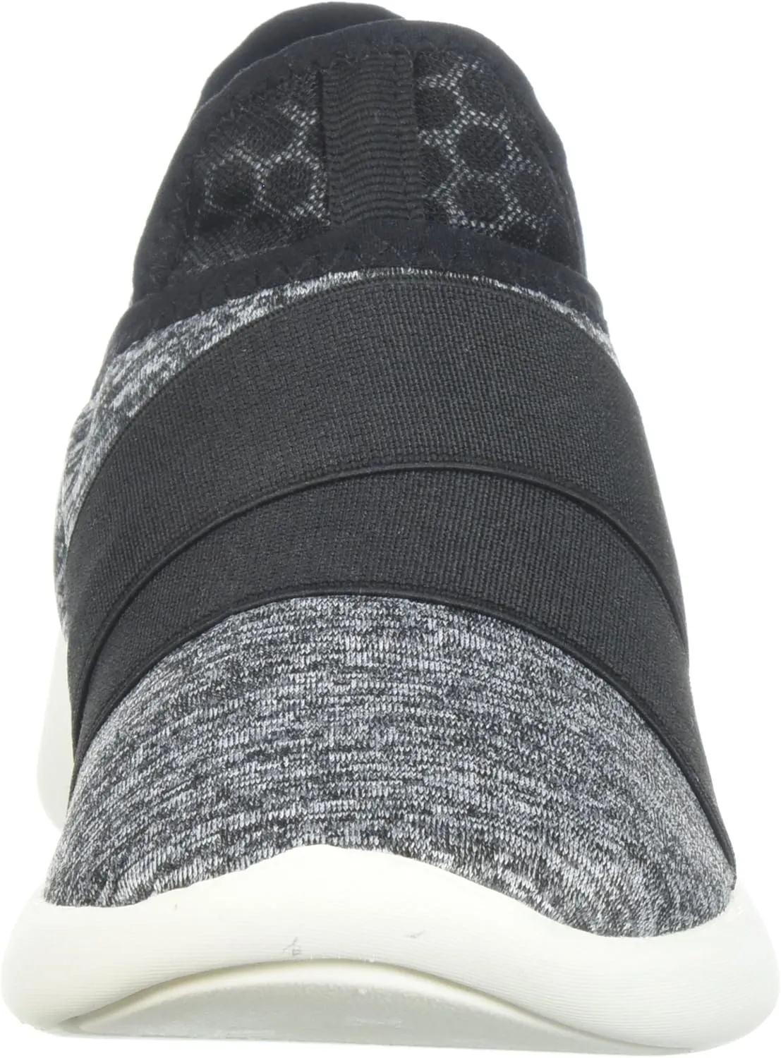 Fergalicious Women's Jiffy Sneaker