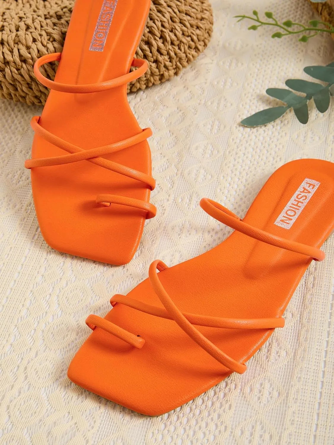 GORGLITTER Women's Criss Cross Strap Flat Sandals Ring Toe Thong Flip Flop
