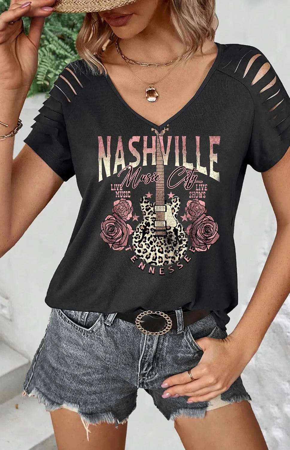 Graphic Tees for Women Vintage Short Sleeve Western Shirts Summer Casual V Neck Country T Shirt Cute Concert Outfits