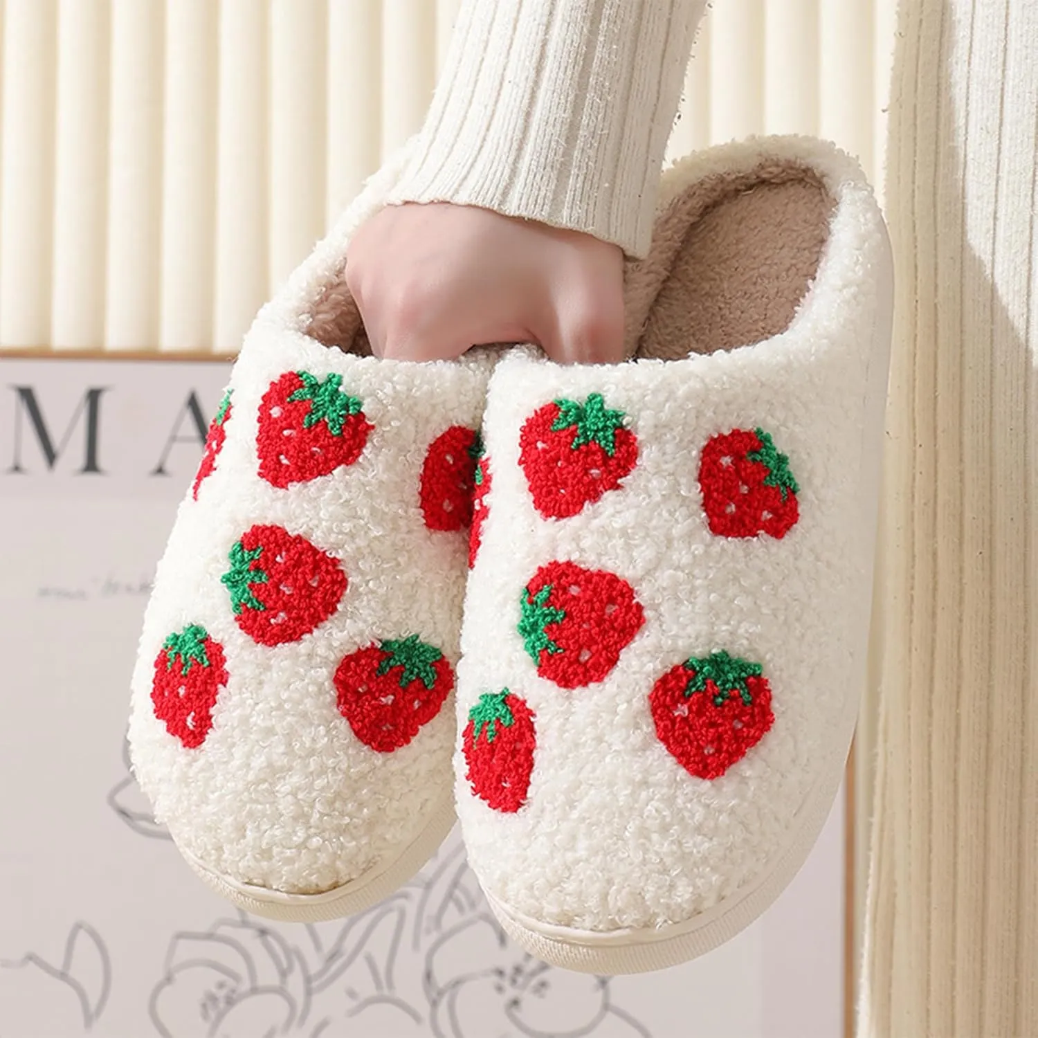 Happy Face Slippers for Women Men,Retro Soft Cozy Comfy Plush Lightweight House Slippers Slip-on Indoor Outdoor Slippers,Slip on Anti-Skid Sole