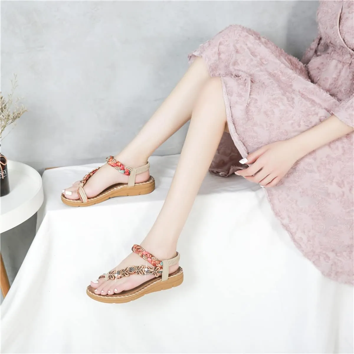 HNGHOU Women's Summer Sandals Casual Comfortable Bohemia Beach Flat Sandals Open Toe Ankle Crystal Gladiator Shoes