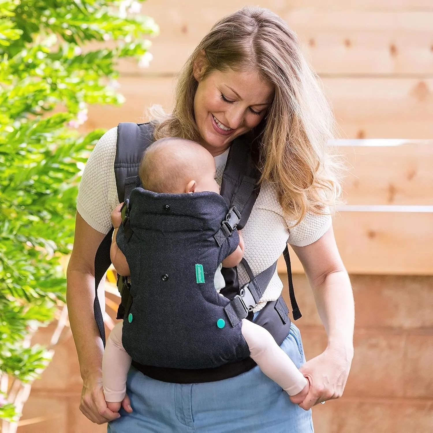 Infantino Flip Advanced 4-in-1 Baby Carrier - Ergonomic, Convertible, Face-in and Face-Out Front and Back Baby Carrier for Newborn to Toddler 8-32 lbs, Black