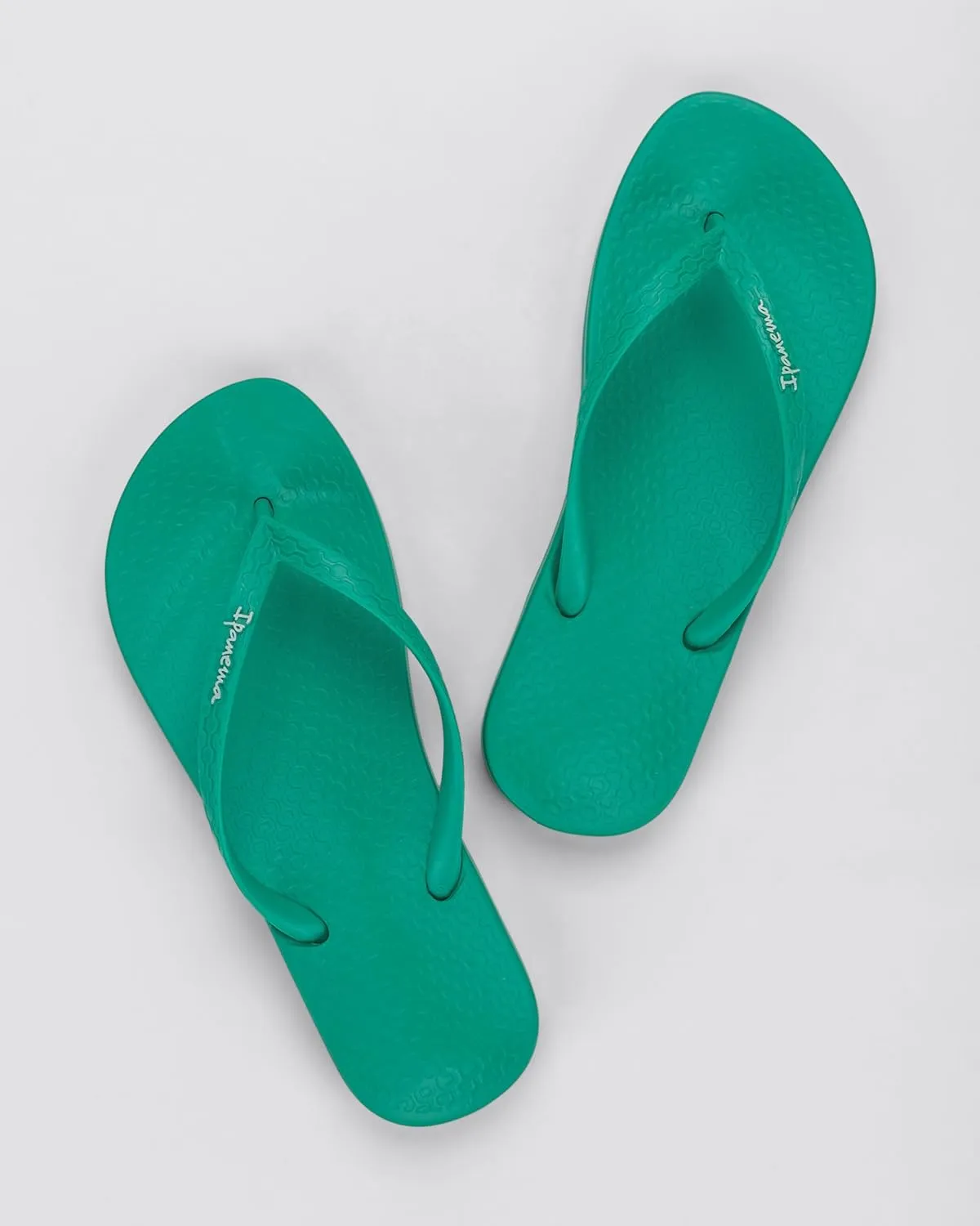 Ipanema Women's Flip-Flop ANAT Colors FEM