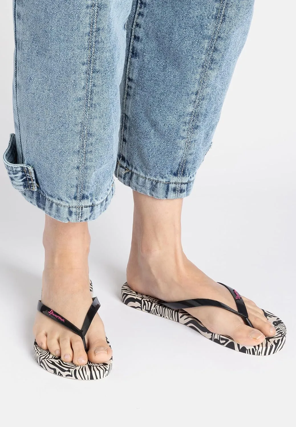 Ipanema Women's Flip-Flop