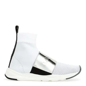 Knitted white running sneaker