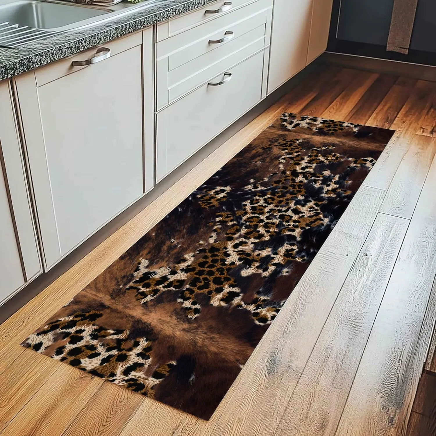 Leopard Print Long Runner Rug for Hallway 2x6ft Animal Area Rugs Wildlife Cheetah Cattle Print Designs Indoor Carpet for Bedroom Soft Washable Non-Slip Mat for Bedside Kitchen
