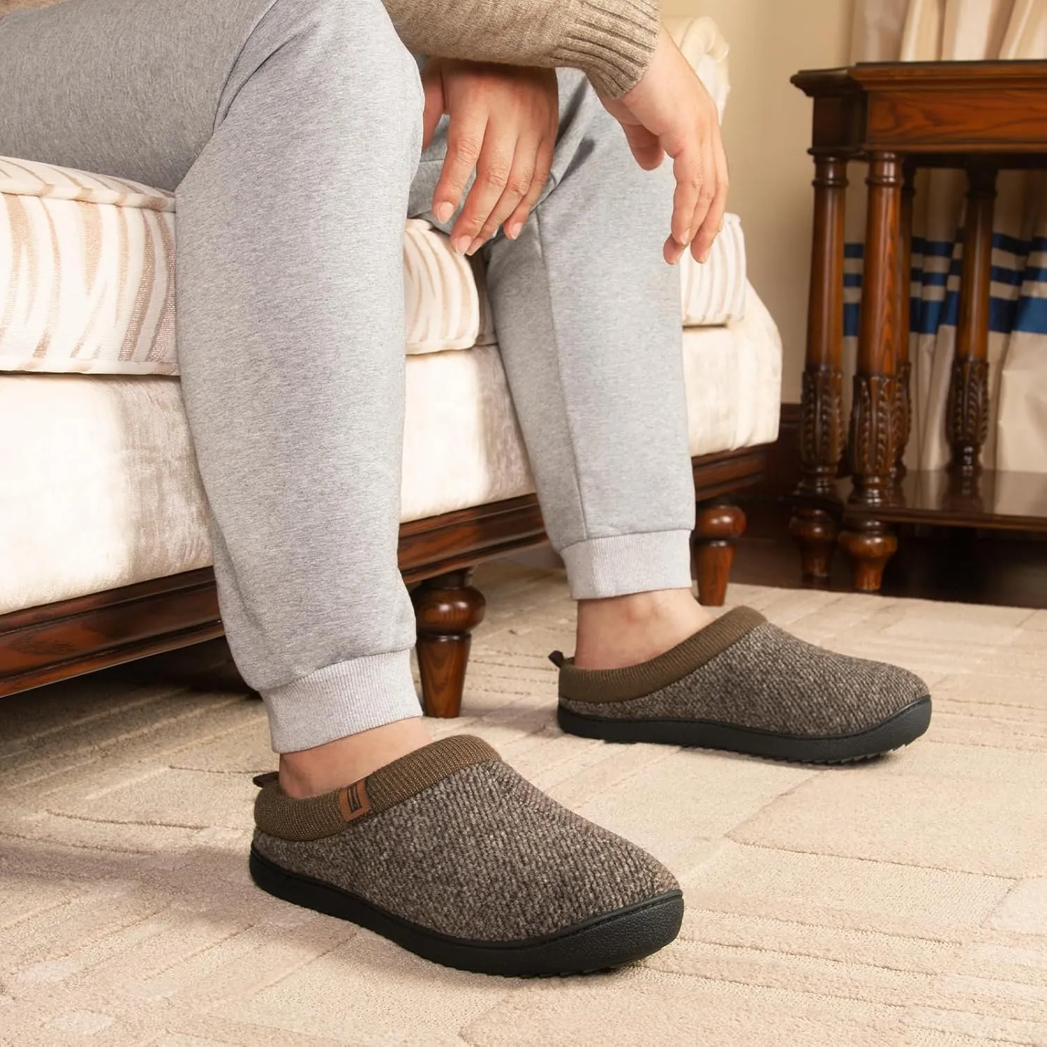 MERRIMAC Men's Slip on Slippers Comfy Memory Foam Non Slip Indoor House Shoes