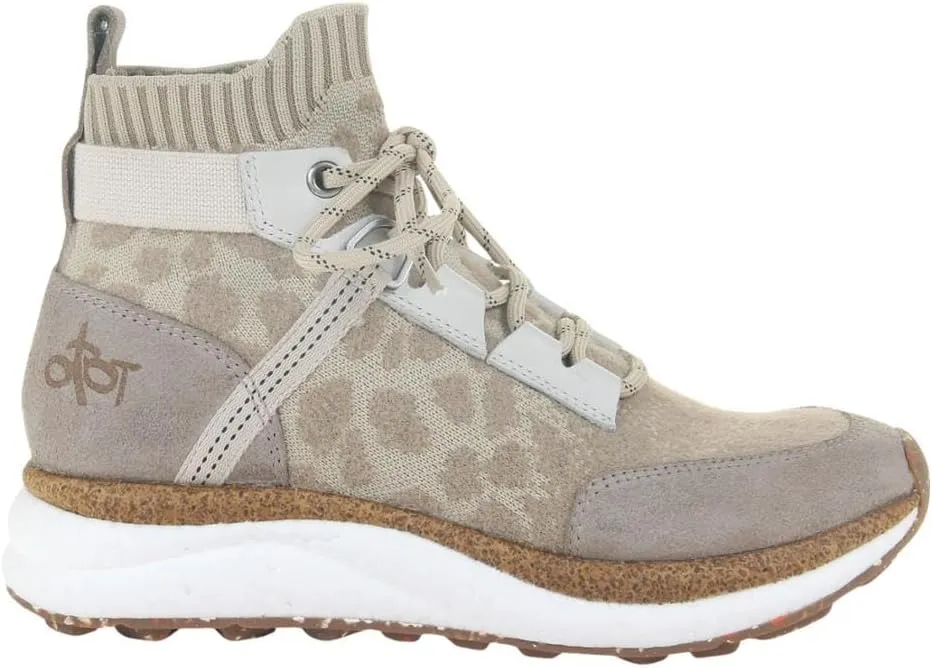 OTBT Women's Hybrid High Top Sneaker