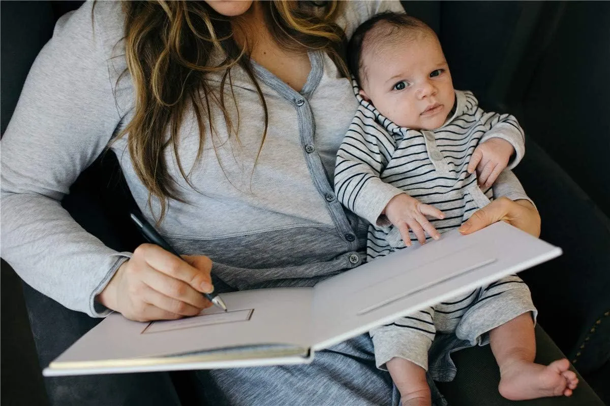 Pearhead Hello Baby First 5 Years Memory Book, Gender-Neutral Baby Keepsake for New and Expectant Parents, Pregnancy And Milestone Journal, Modern Minimalist Black and Gold Polka Dot