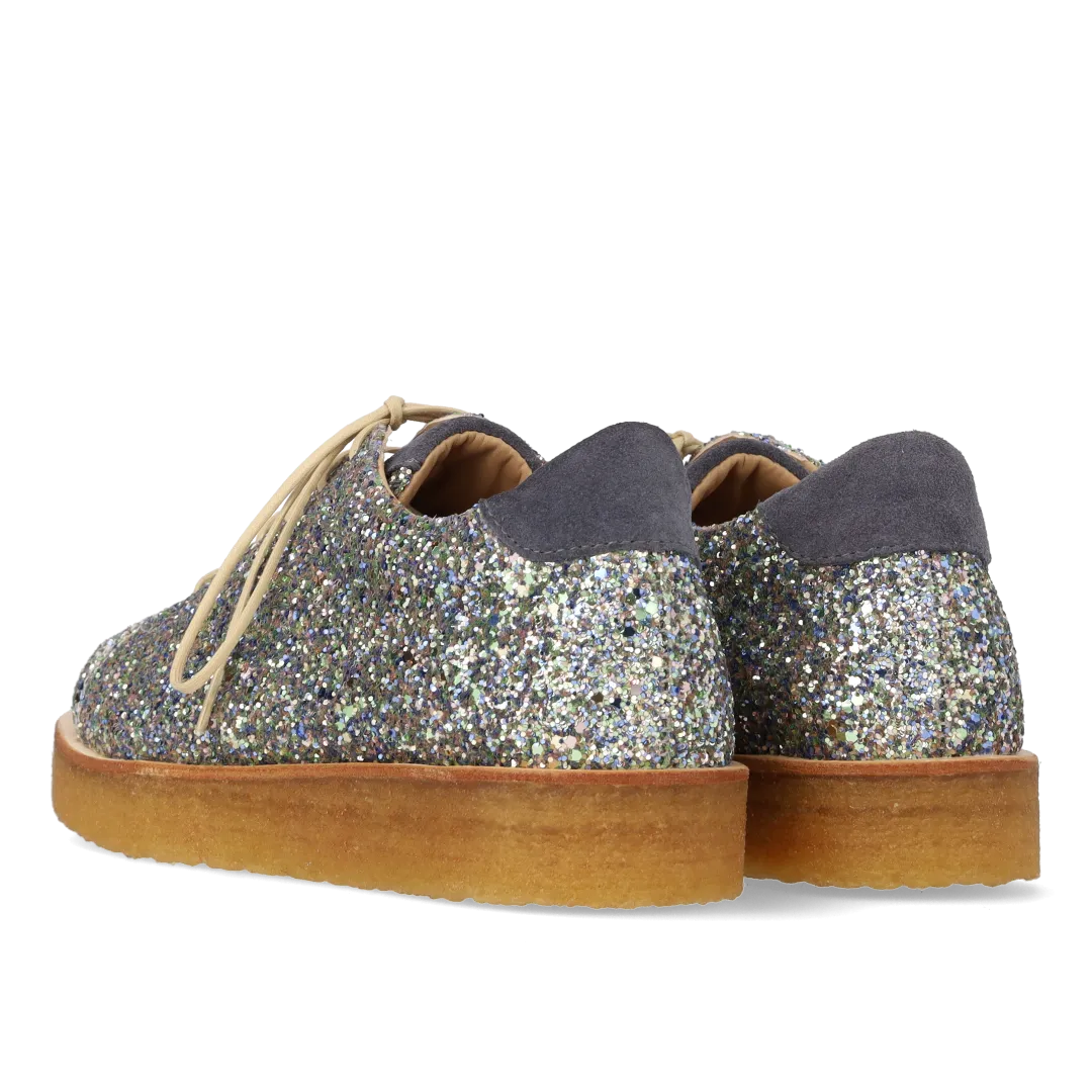 Sneaker in glitter with plateau sole