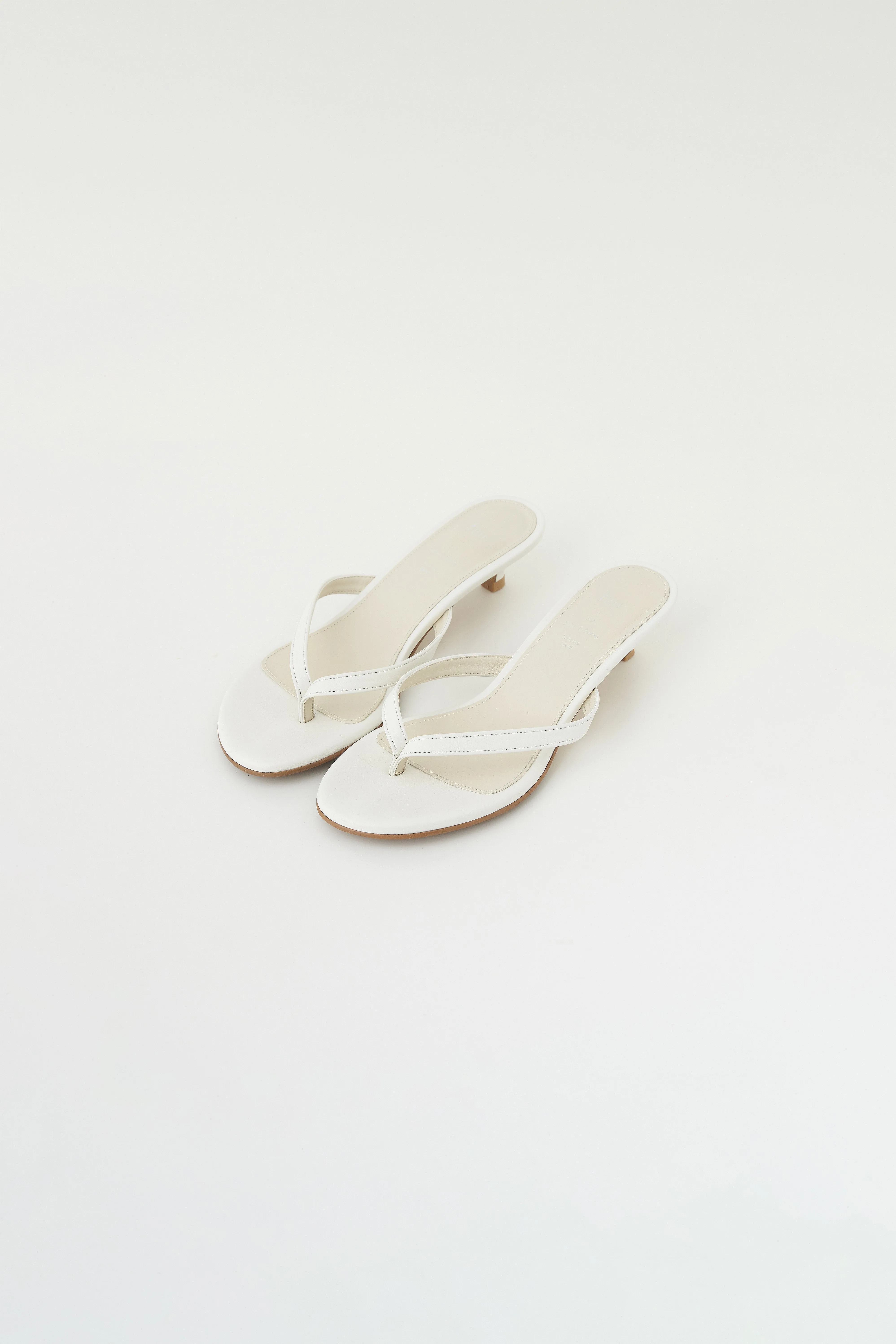 Soft flip flop heel