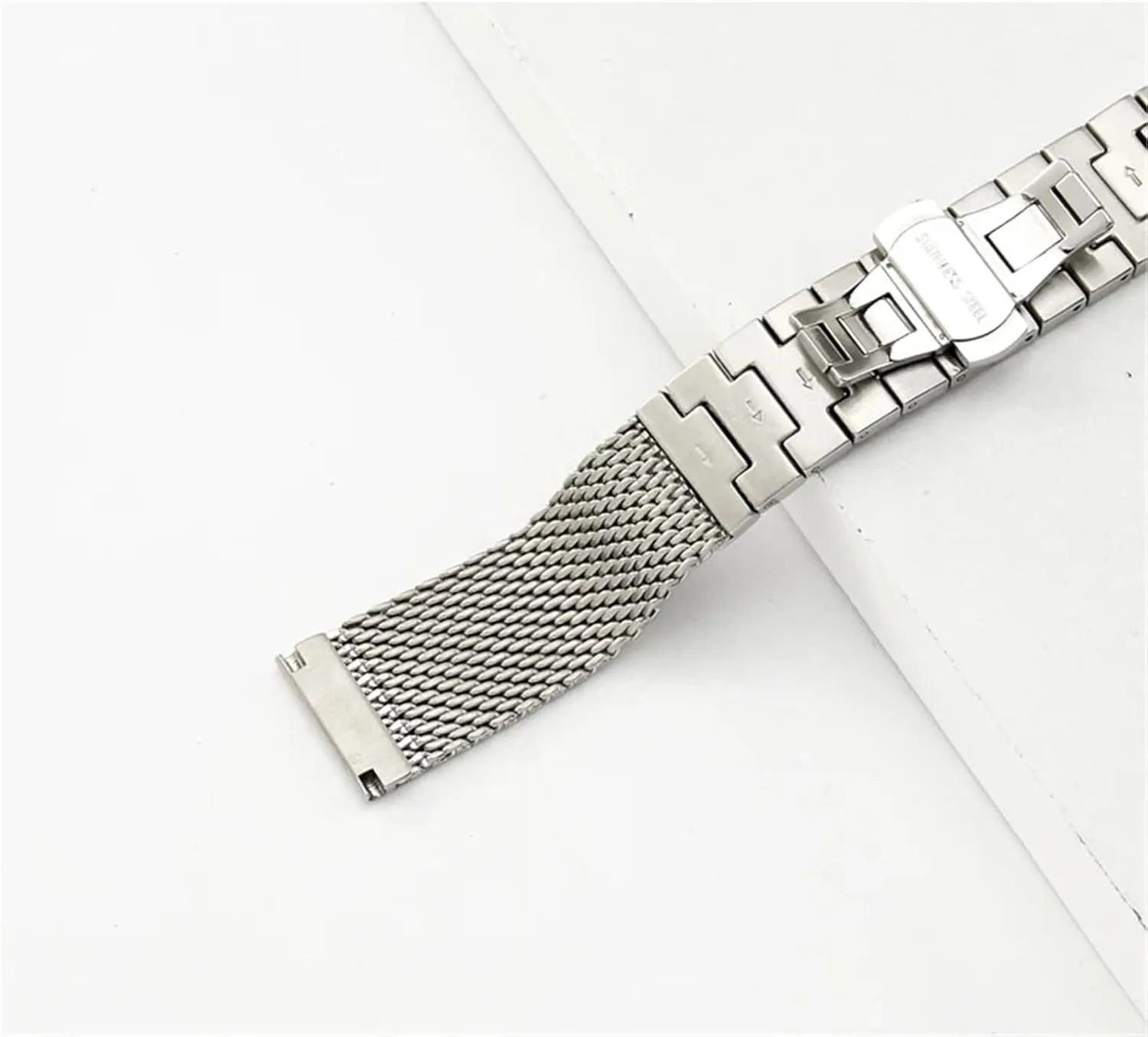 Stainless Steel Mesh Braided Watchband 22 23mm Metal Quick Release Men Women Watchband Universal Band