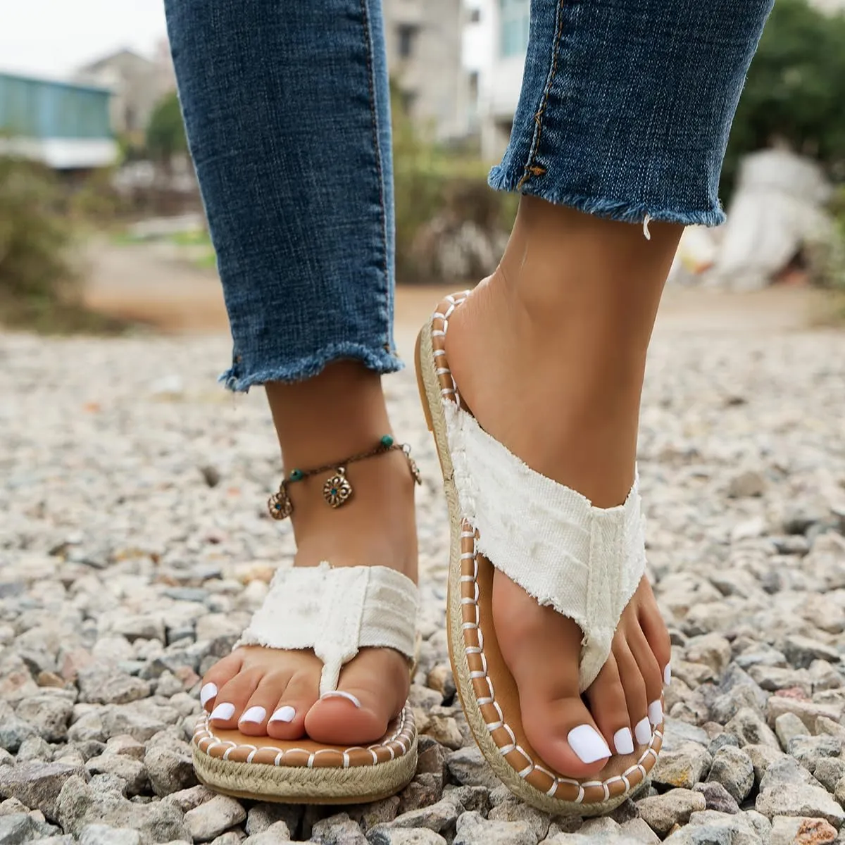 Summer New Flat Clip Toe Fisherman Shoes, Outer Wear Sandals Slippers, Thick Bottom Solid Color Round Toe Buckle Strap Sandals, Stylish Outer Wear Woven Beach Sandals For Women Flip flop