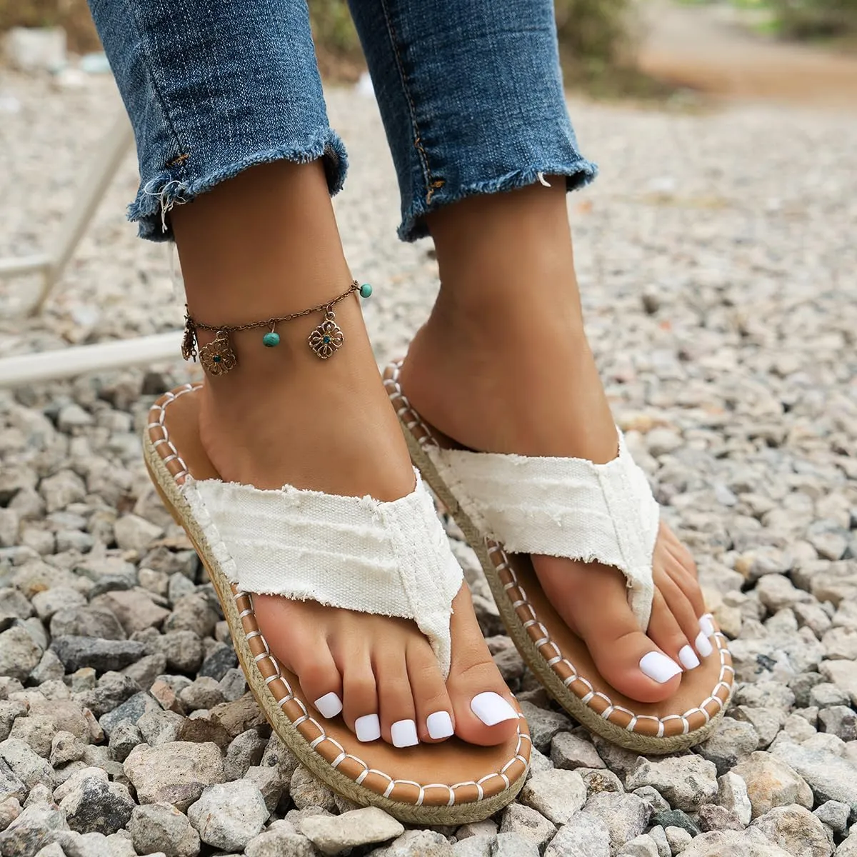 Summer New Flat Clip Toe Fisherman Shoes, Outer Wear Sandals Slippers, Thick Bottom Solid Color Round Toe Buckle Strap Sandals, Stylish Outer Wear Woven Beach Sandals For Women Flip flop