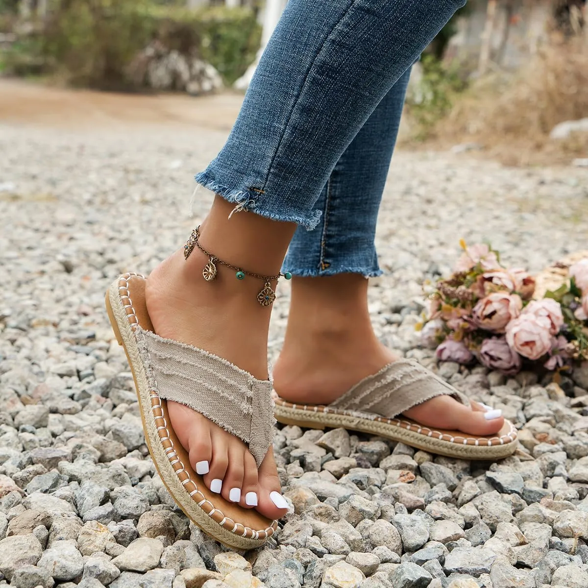 Summer New Flat Clip Toe Fisherman Shoes, Outer Wear Sandals Slippers, Thick Bottom Solid Color Round Toe Buckle Strap Sandals, Stylish Outer Wear Woven Beach Sandals For Women Flip flop