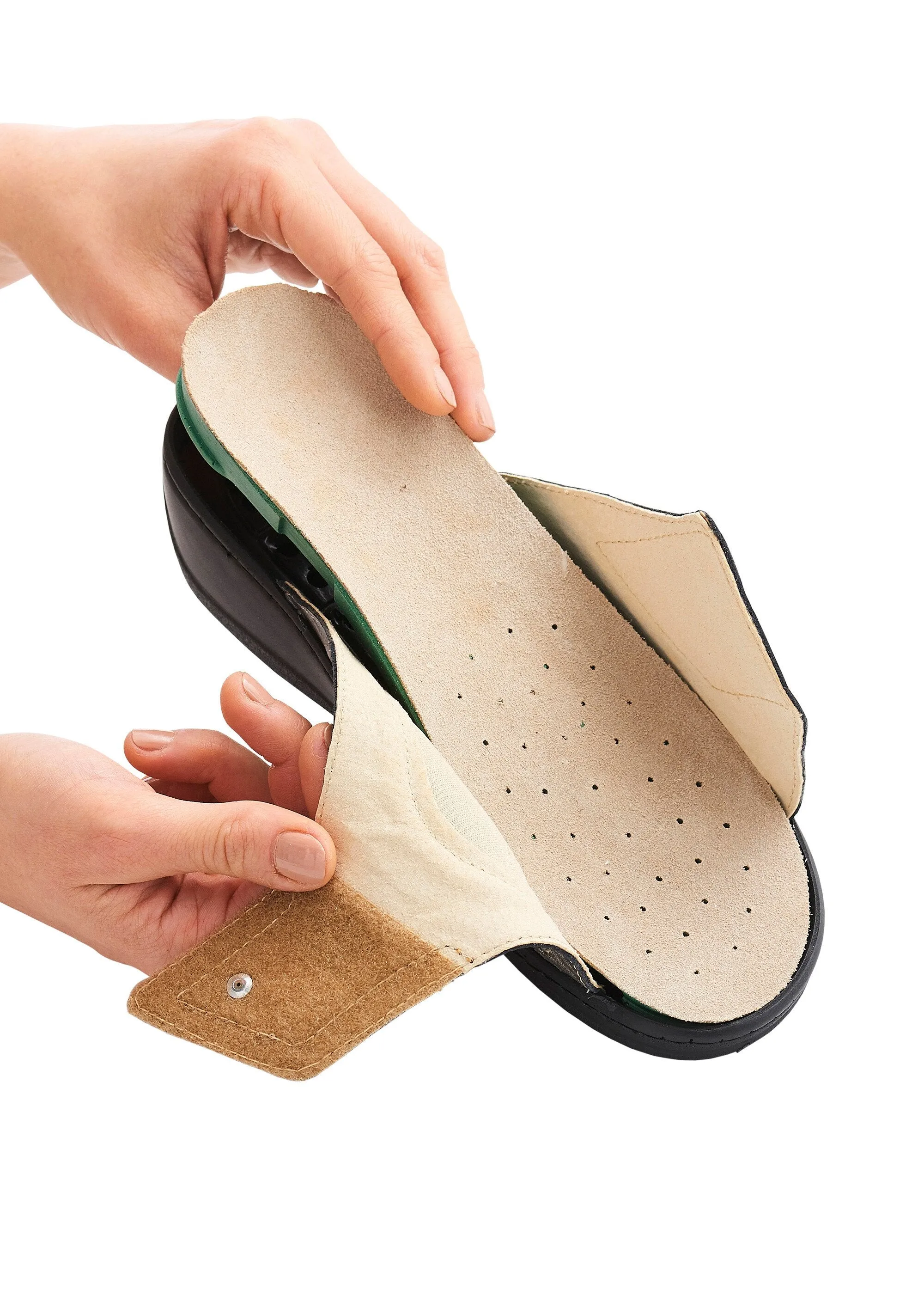 Wide leather mules