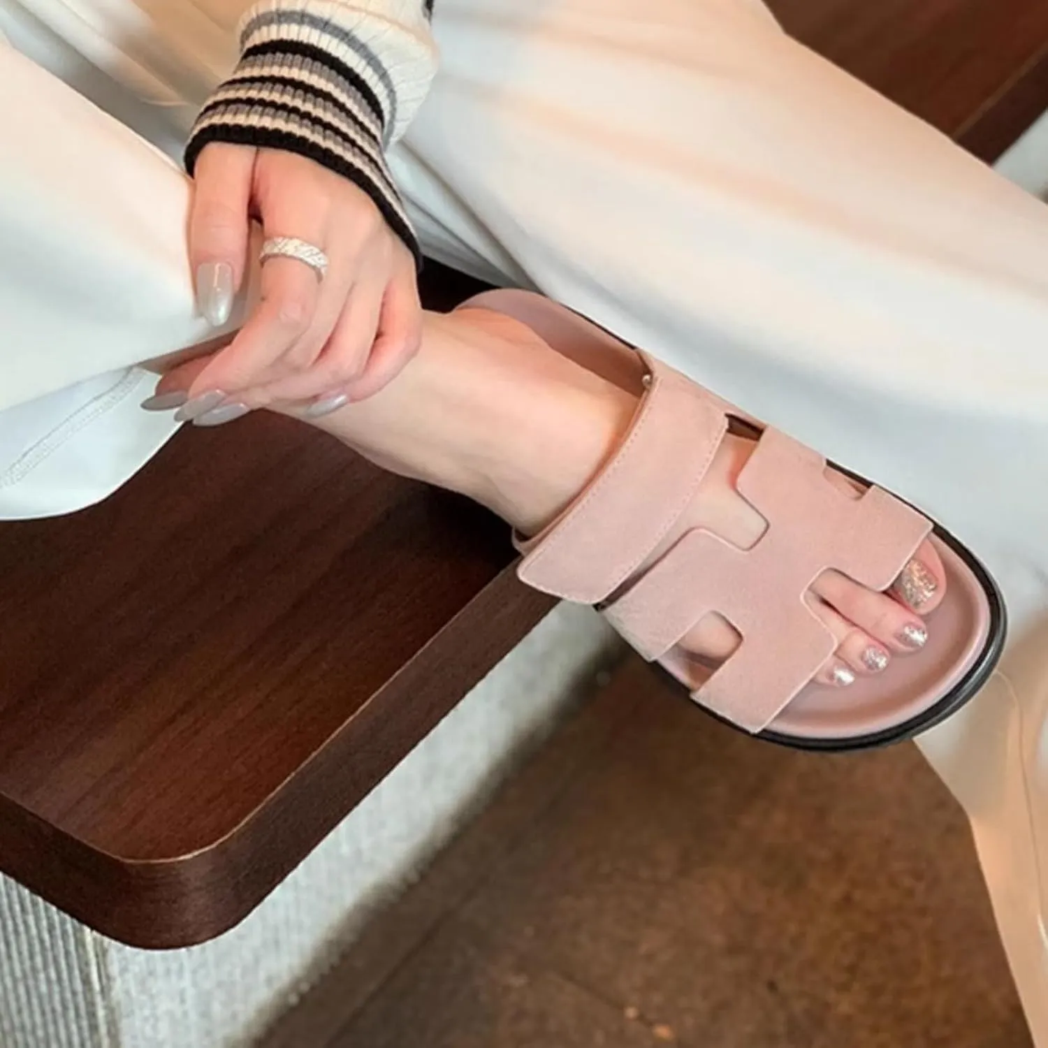 Women Sandals Summer Flat Sandal Comfy Adjustable Strap Sandals Fashion Mules Slip On Casual Sandals for Women