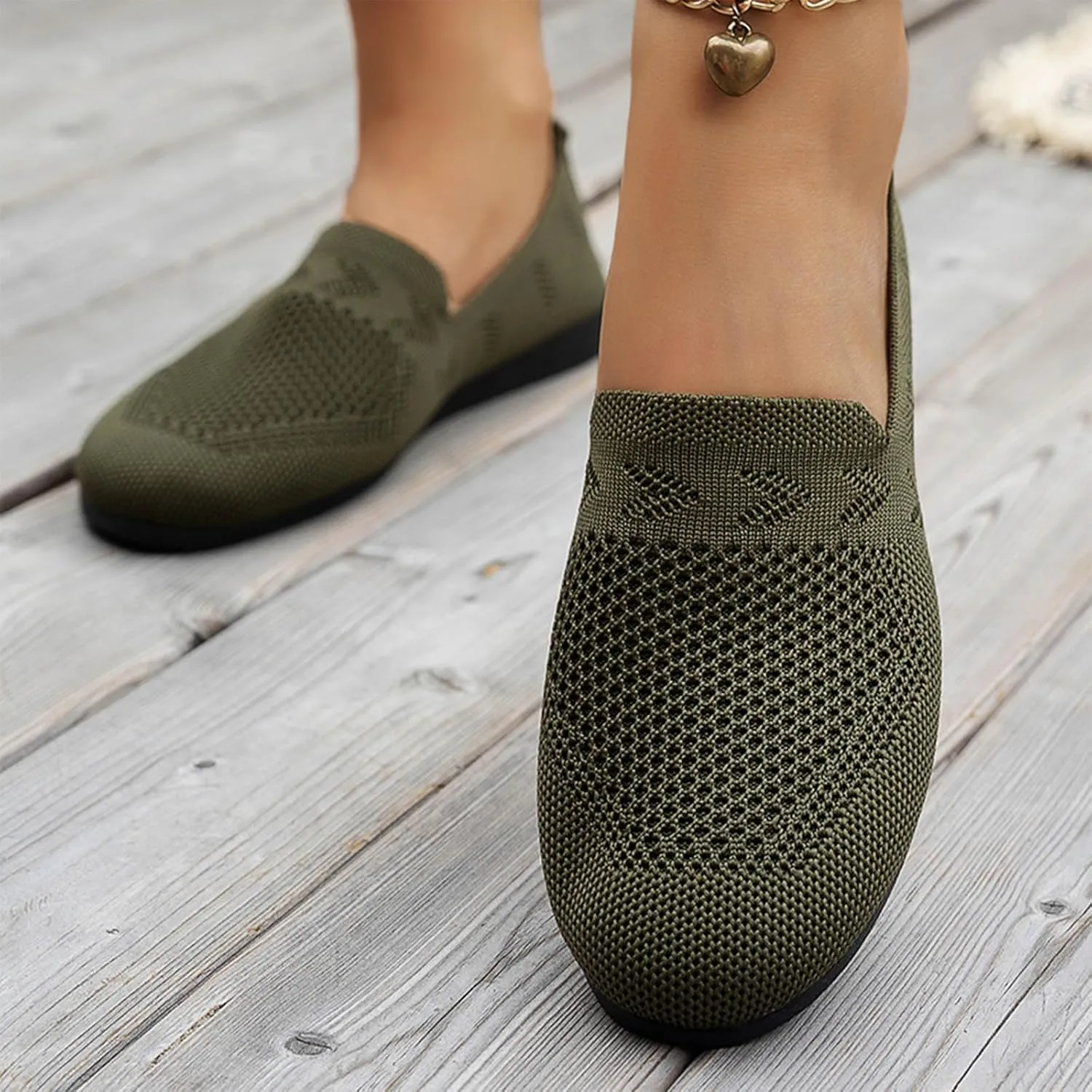 Women's Ballet Flats Soft Knit Lightweight Round Toe Slip On Comfort Ballerina Flat Shoes for Walking Low Wedge Soft