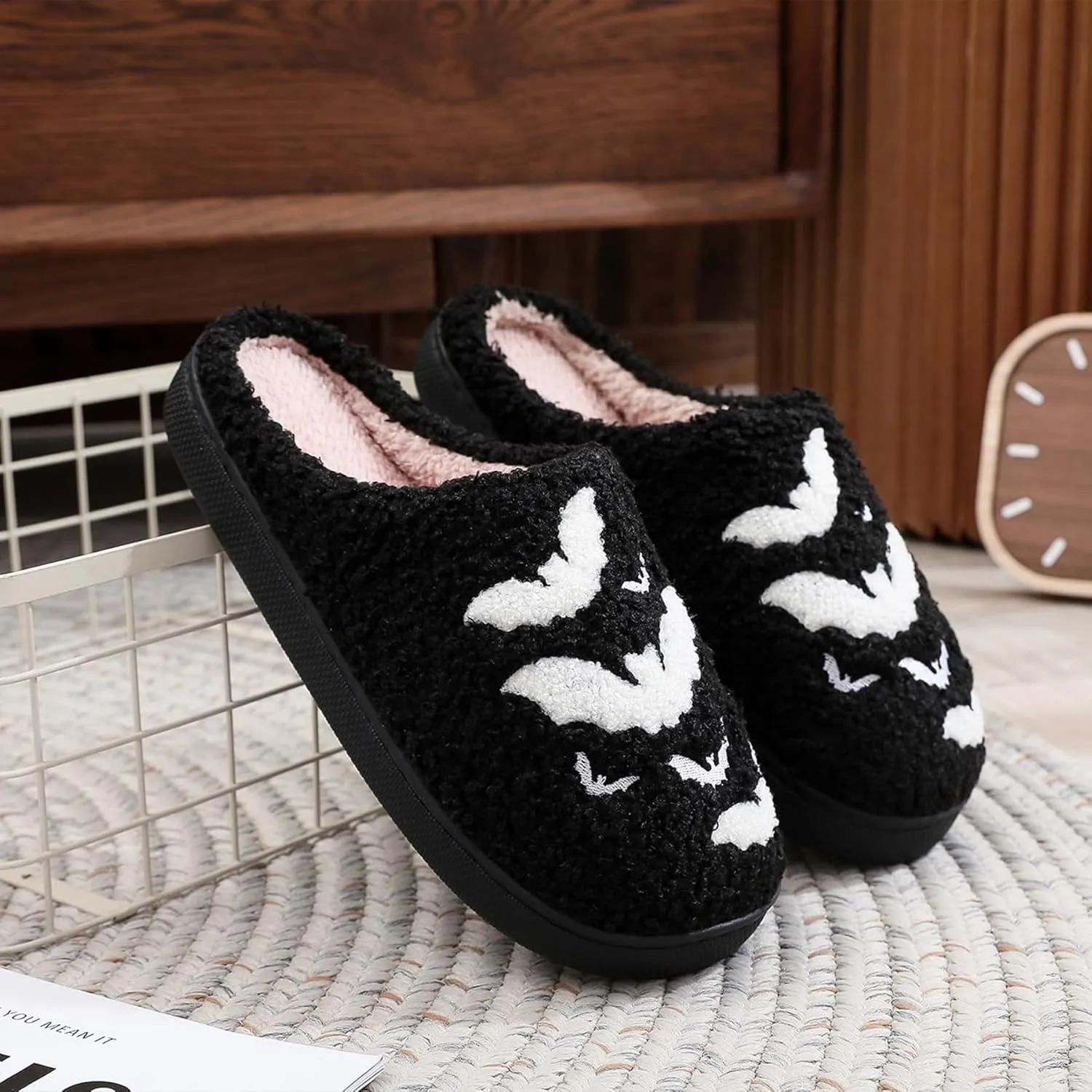 Womens Mens House Slippers Retro Comfy Warm Plush Slip on Fluffy Memory Foam Home Sippers for Winter Indoor Outdoor