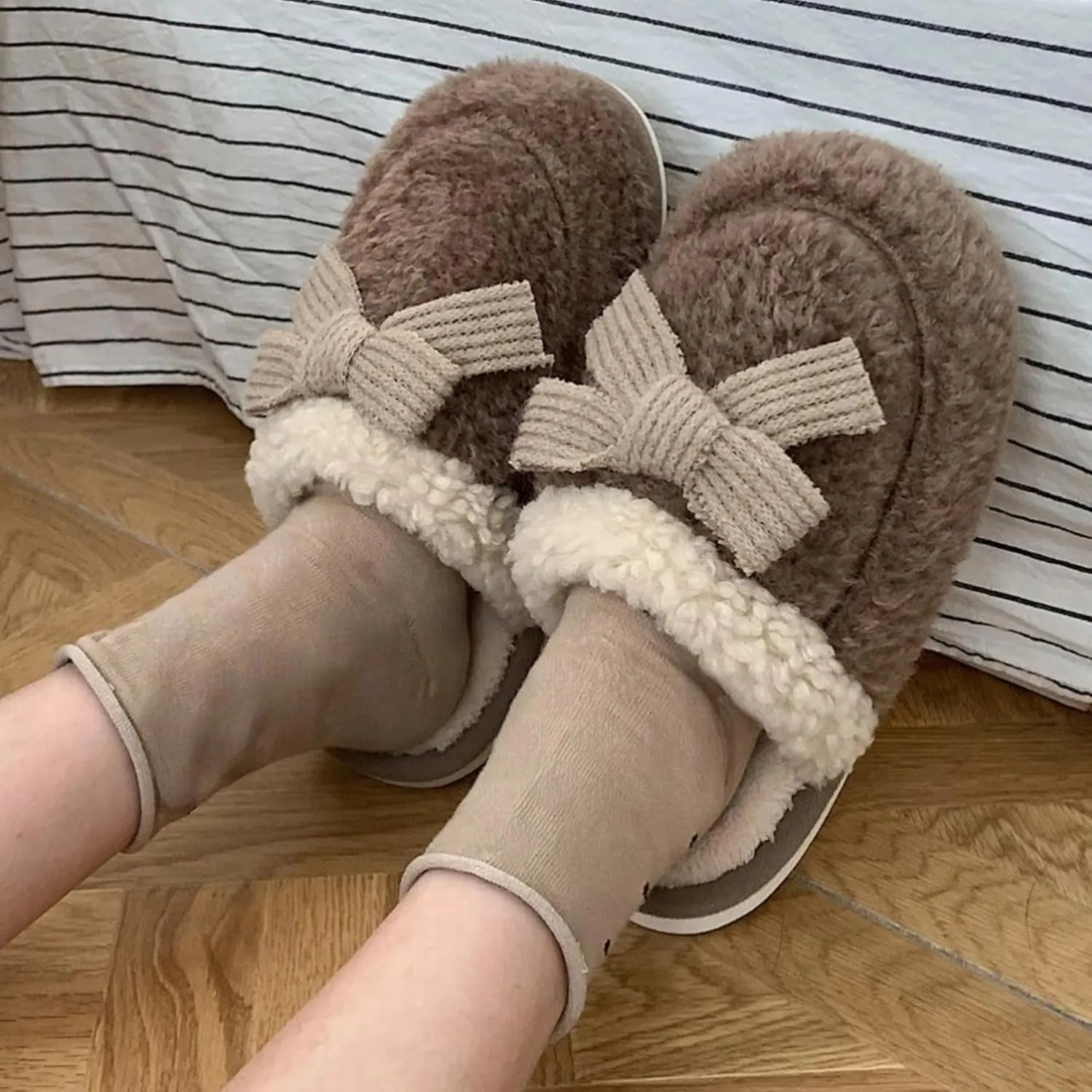 Women's Plush Cute Bow Slippers Indoor House Slippers with Bows Tie Comfy Furry Fuzzy Bedroom Slippers Non-Slip