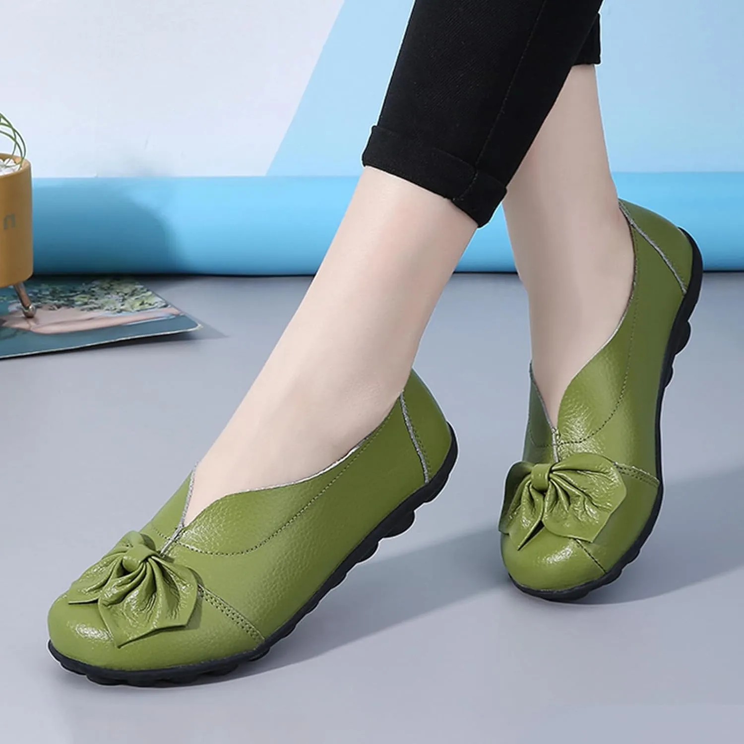 Women's Slip On Leather Loafers,Vintage Cute Handmade Bow Comfy Non-Slip Softsole Walking Casual Moccasins Dress Pumps