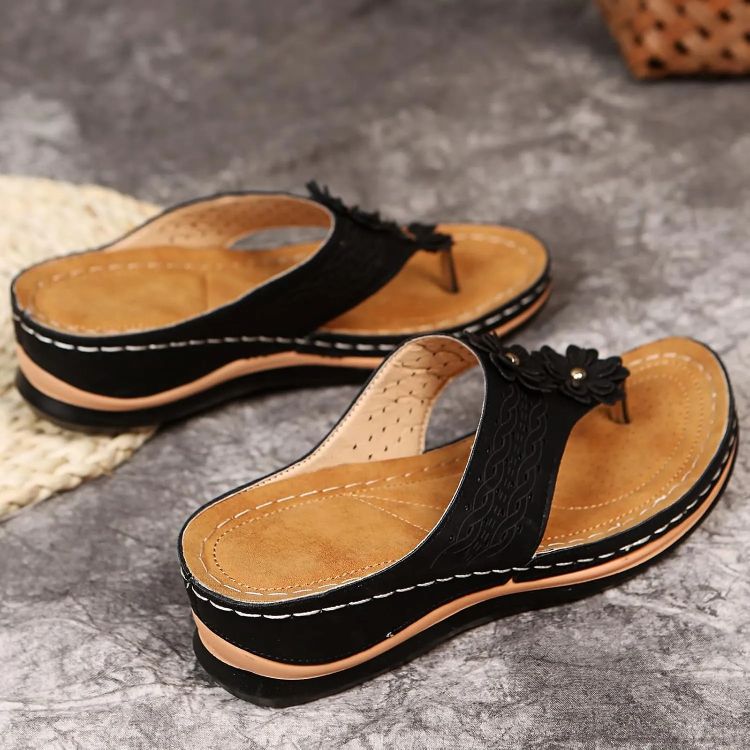 Women's Vintage 3D Floral Cutout Sandals with Arch Support Flip Flops,Bohemian Wedge Open Toe Casual Walking Beach Sandals